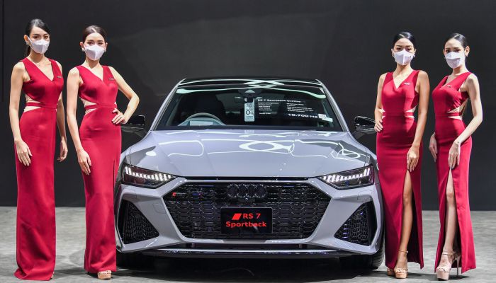 อาวดี้ ประเทศไทย ครบรอบ 5 ปี อวดโฉม Audi RS ครบทั้งไลน์อัพ ยนตรกรรมสปอร์ตสมรรถนะ Supercar  และกองทัพรุ่นยอดฮิตกว่า 20 คัน ตลอดจนรถยนต์ไฟฟ้า EV พร้อมแคมเปญเด็ดในงานมอเตอร์โชว์ 2022  