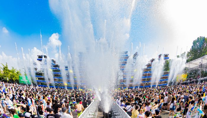 Heineken Silver ประเดิมสร้างปรากฏการณ์แบบสมูทเกินคาด ในงาน Waterbomb Bangkok 2023 ครั้งแรกในประเทศไทยที่ส่งตรงจากเกาหลี