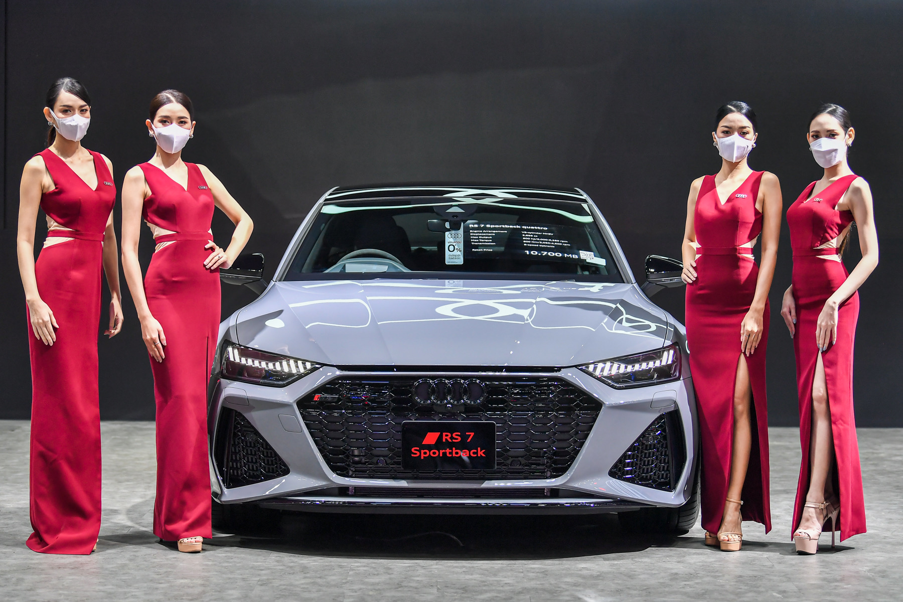 อาวดี้ ประเทศไทย ครบรอบ 5 ปี อวดโฉม Audi RS ครบทั้งไลน์อัพ ยนตรกรรมสปอร์ตสมรรถนะ Supercar  และกองทัพรุ่นยอดฮิตกว่า 20 คัน ตลอดจนรถยนต์ไฟฟ้า EV พร้อมแคมเปญเด็ดในงานมอเตอร์โชว์ 2022  