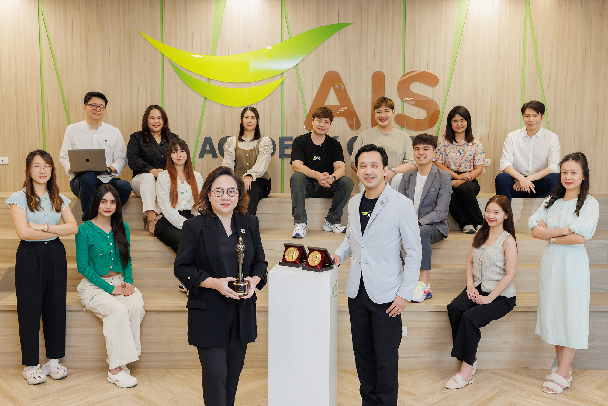 AIS กวาด 3 รางวัลจากเวทีด้านบริหารบุคลากรระดับโลก HR Asia 2024 ต่อเนื่อง 6 ปีซ้อน