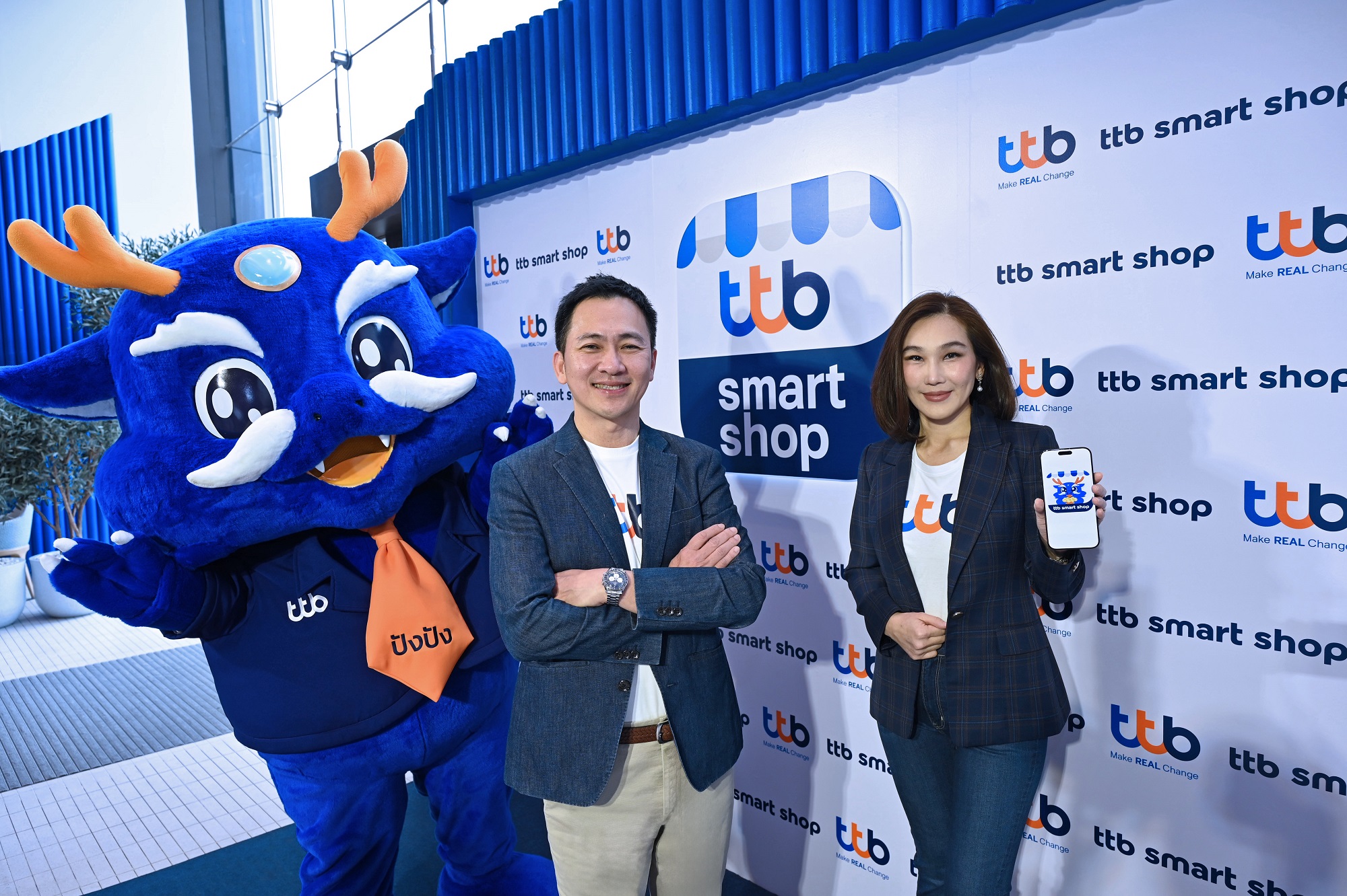 ทีทีบี เปิดตัวฟีเจอร์บนแอป ttb smart shop ผู้ช่วยบริหารจัดการร้านค้าแบบครบวงจร พาธุรกิจ SME พุ่งทะยานไปข้างหน้า มาพร้อมมังกรสีน้ำเงินมงคล 'ปังปัง'