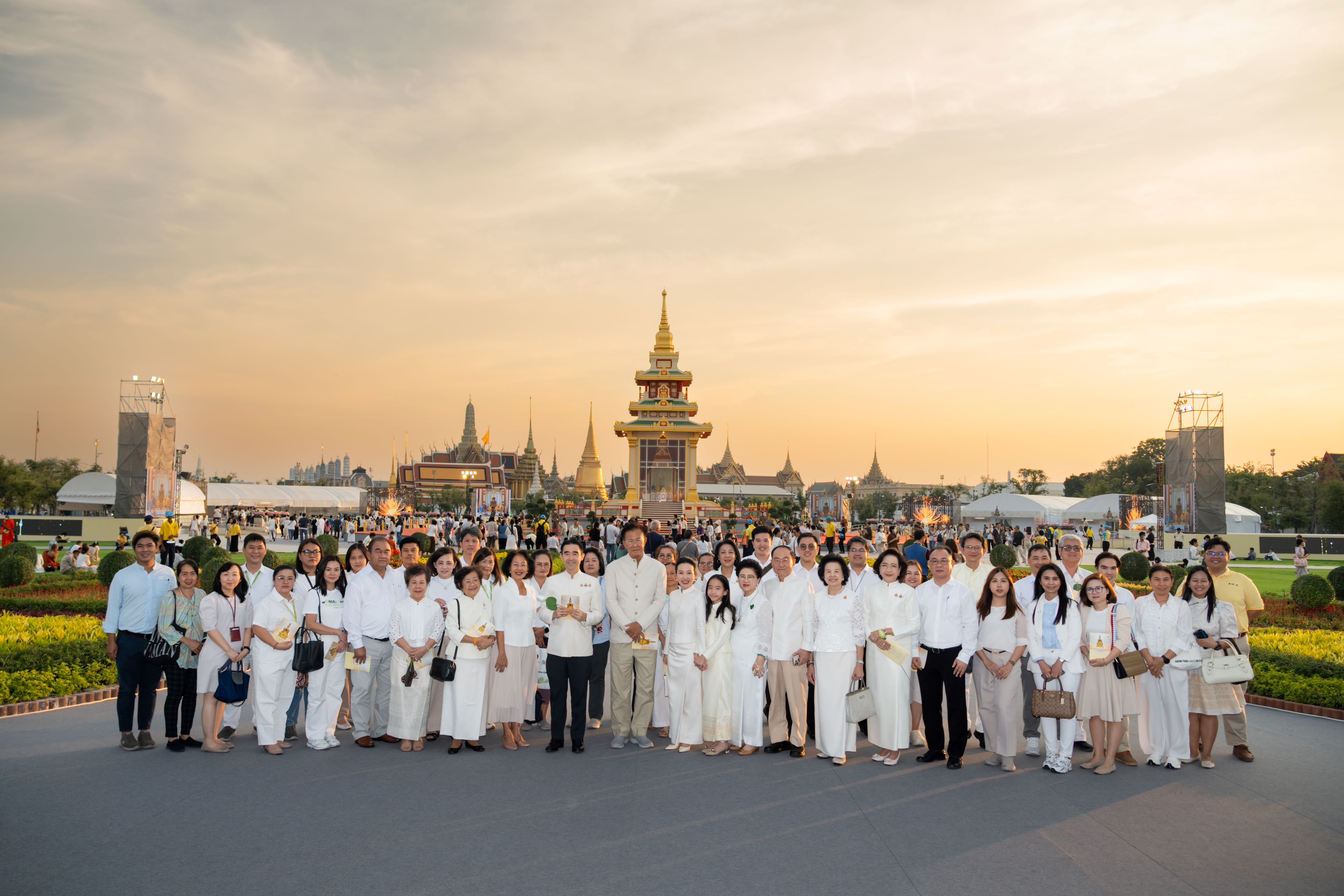 กลุ่มบีเจซี บิ๊กซี ได้รับเกียรติเป็นเจ้าภาพในงานพิธีเจริญพระพุทธมนต์พระบรมสารีริกธาตุ (พระเขี้ยวแก้ว)